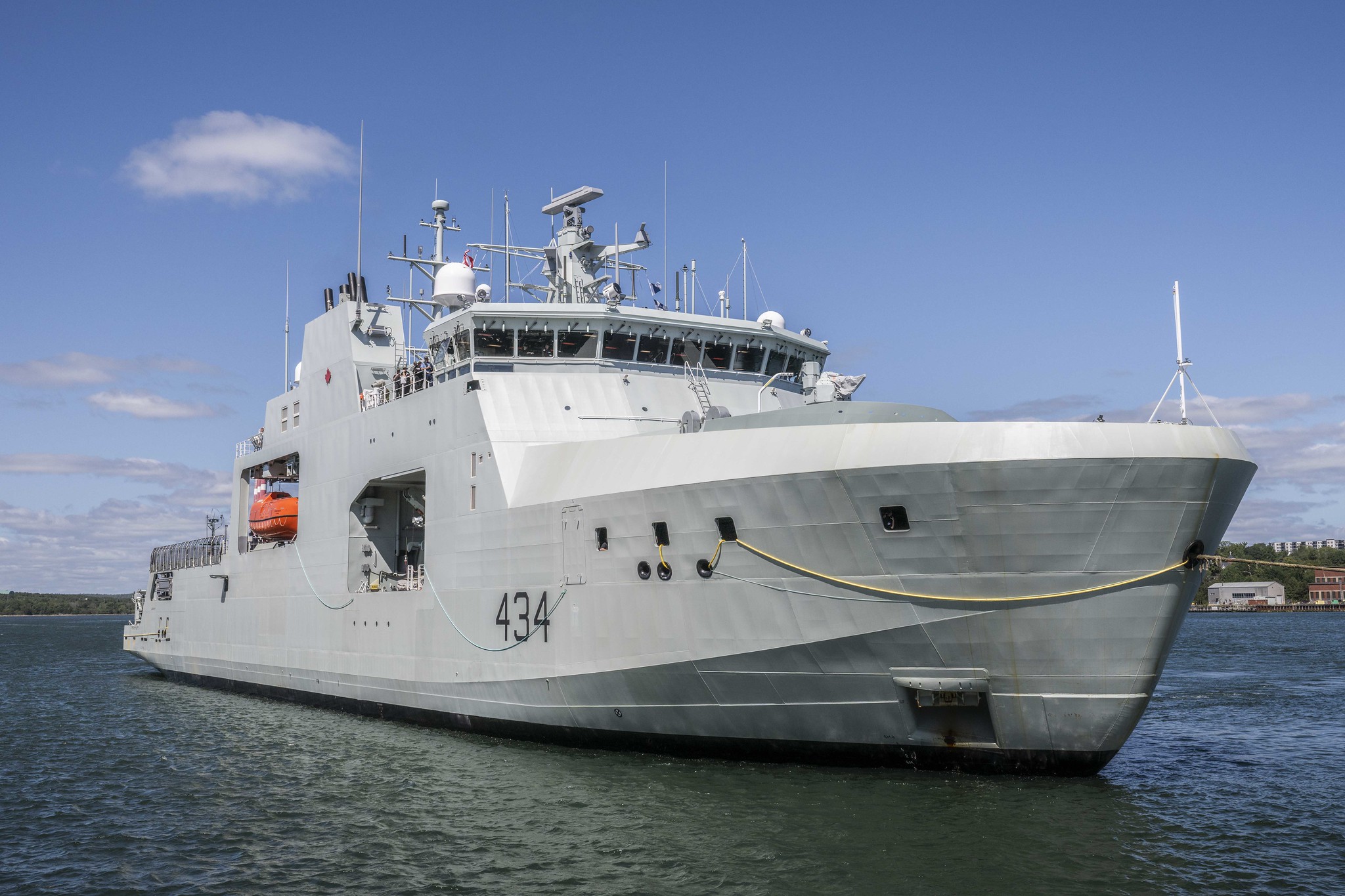 HMCS FRÉDÉRICK ROLETTE, at HMCS Dockyard in Halifax Nova Scotia on 29 August 2024 Photo by: Pte Brendan Gamache, Canadian Armed Forces Photo