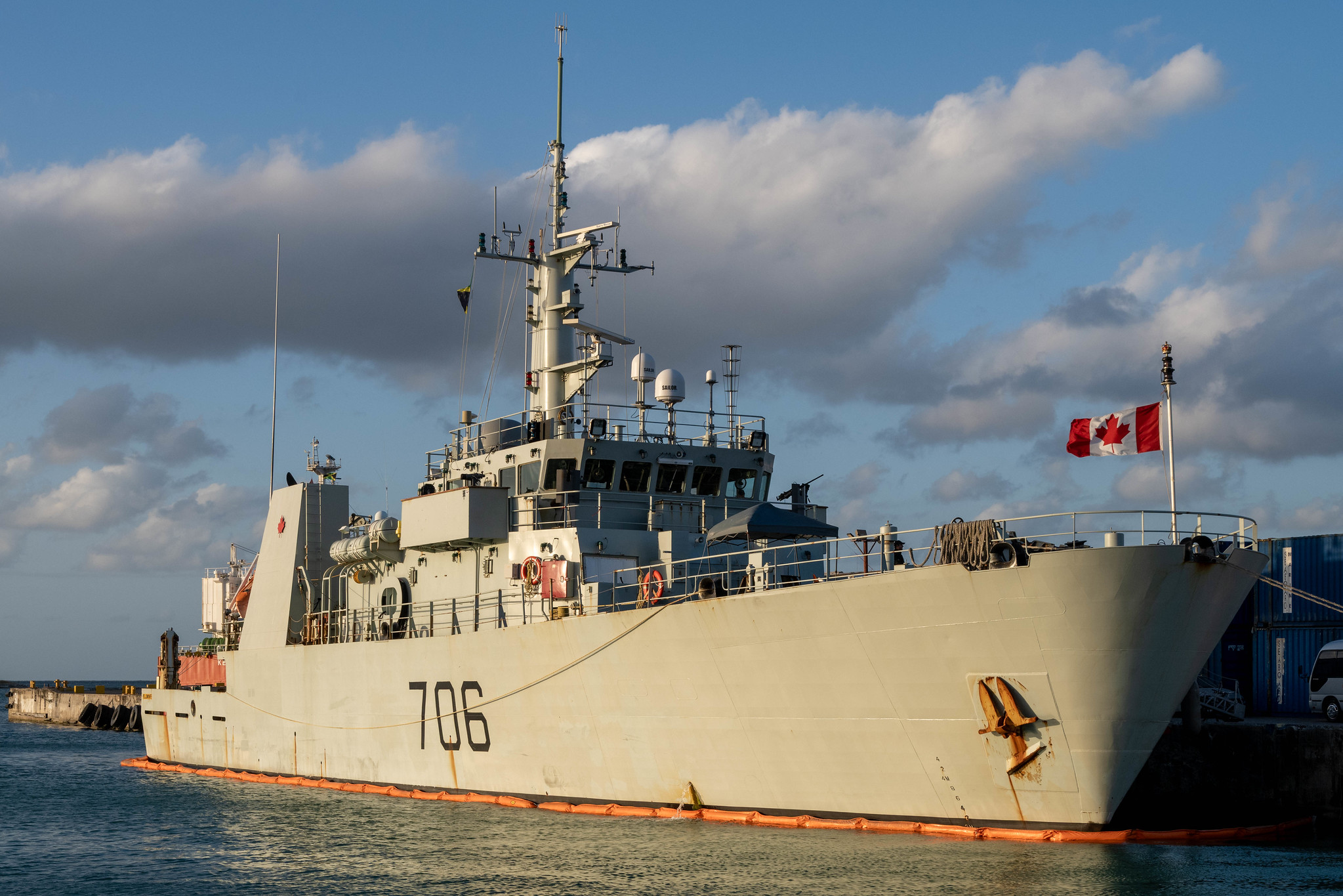 HMCS YELLOWKNIFE rests alongside the jetty in Montego Bay, Jamaica, as the sun sets during a port visit in support of Operation CARIBBE on 10 February 2026. Photo Credit: Canadian Armed Forces Imagery Technician.