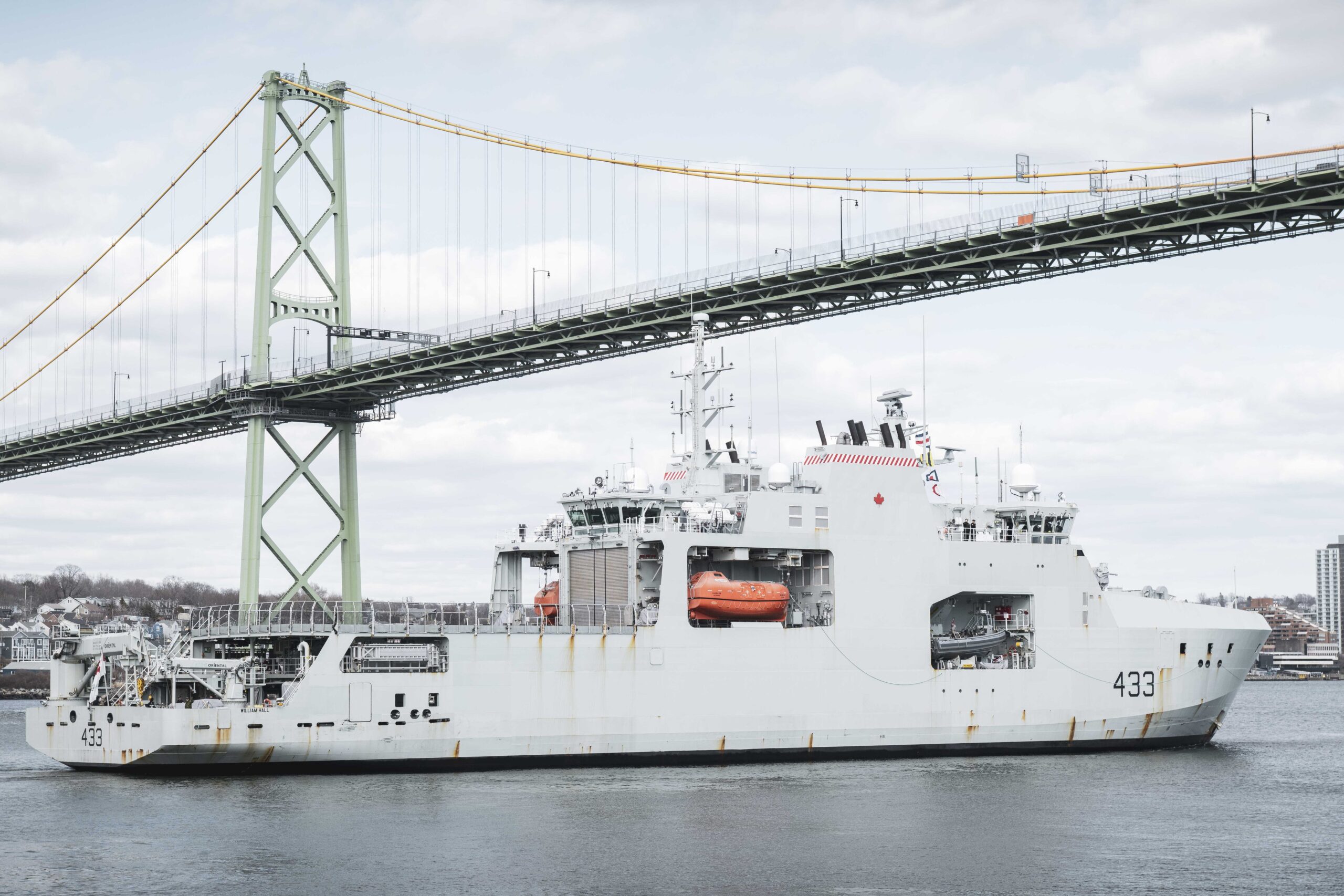 Fair winds and following seas. HMCS William Hall departs today for Portsmouth, UK, to support the Royal Navy’s Exercise Tartan Lance, integrating into Mine Countermeasures operations with embarked RN personnel and MCM equipment. #HelpLeadFight