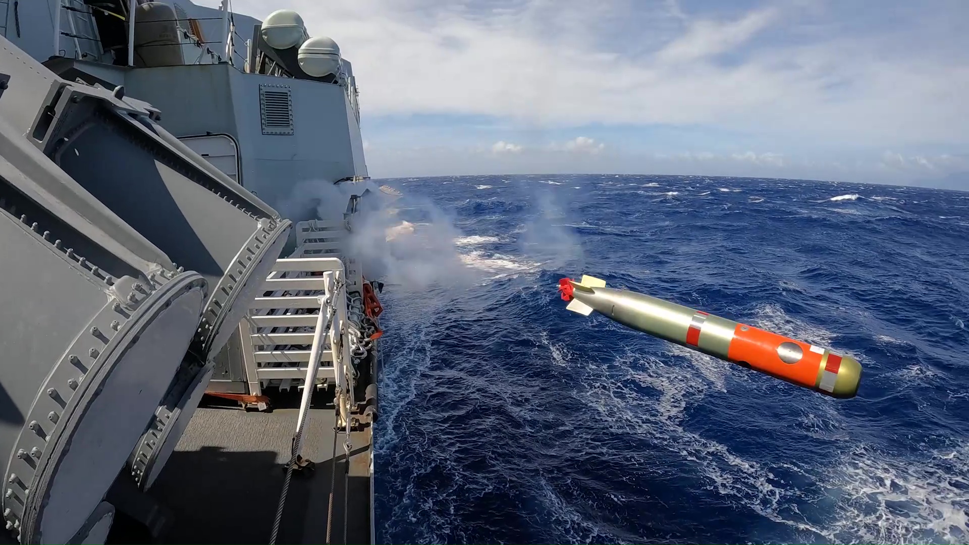 HMCS Ottawa (FFH 341) successfully fired a pair of MK 46 lightweight torpedoes during the sea phase of Exercise Rim of the Pacific (RIMPAC) 2026.