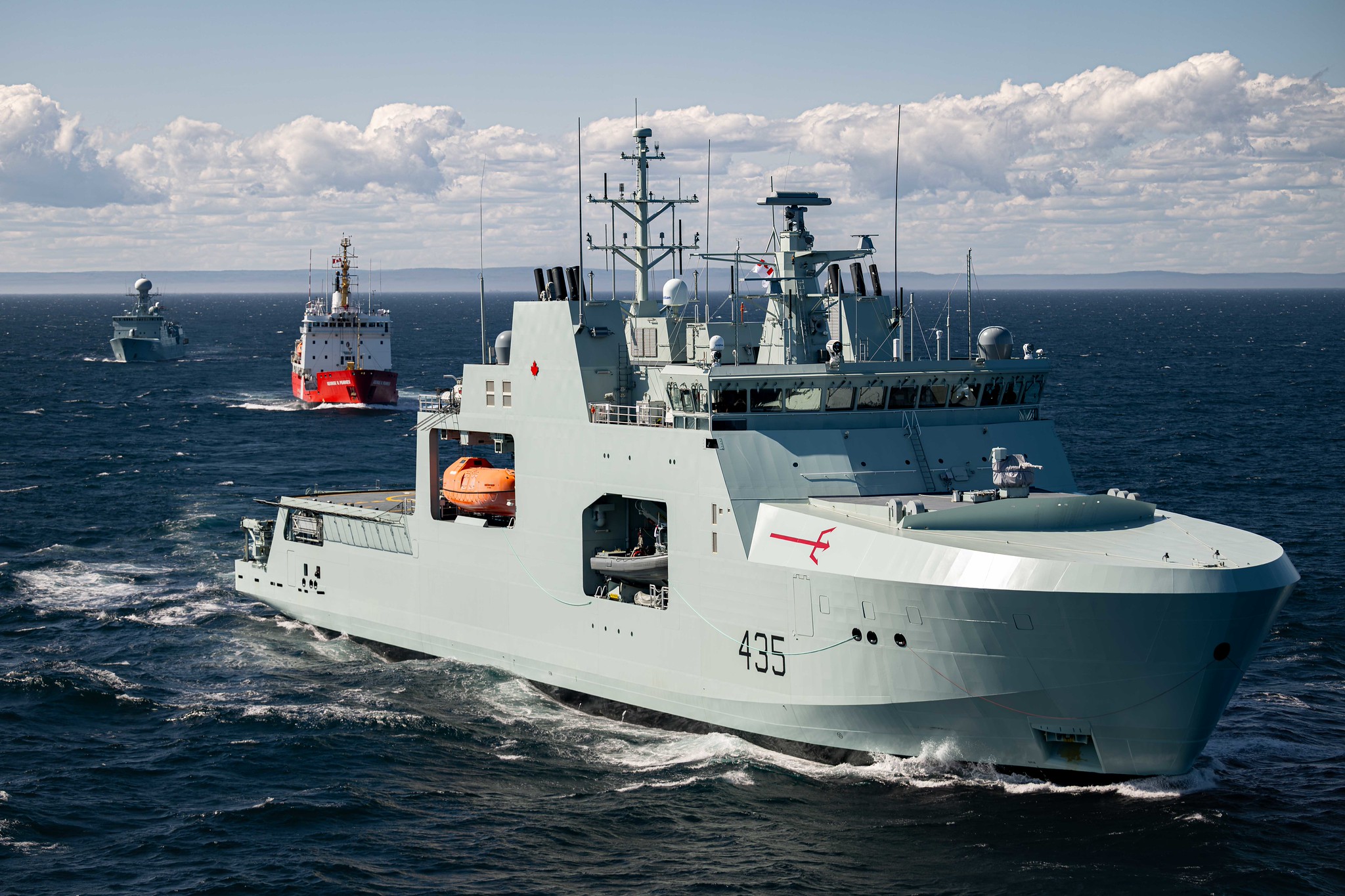 His Majesty's Canadian Ship (HMCS) Robert Hampton Gray performs Formation Maneauvers with His Danish Majesty's Ship (HDMS) Thetis and Canadian Coast Guard Ship (CCGS) George R. Pearkes during Operation Nanook-TUUGAALIK on August 21, 2026. Photo credit: Corporal Mitchell Paquette, Canadian Armed Forces Photo