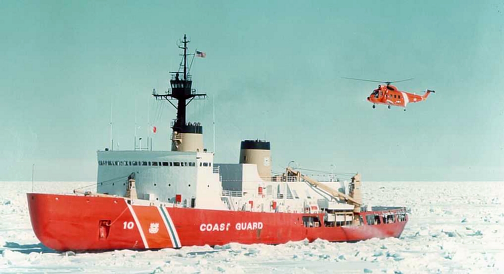 A U.S. Coast Guard HH-52A Seaguard helicopter landing on the icebreaker USCGC Polar Star (WAGB-10). (U.S. Coast Guard photo)